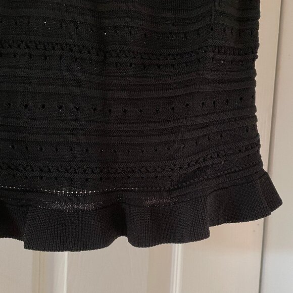 Zara Black Stretchy Lace Patterned Short Sleeve Top Frill Hem Size Medium - Picture 4 of 6